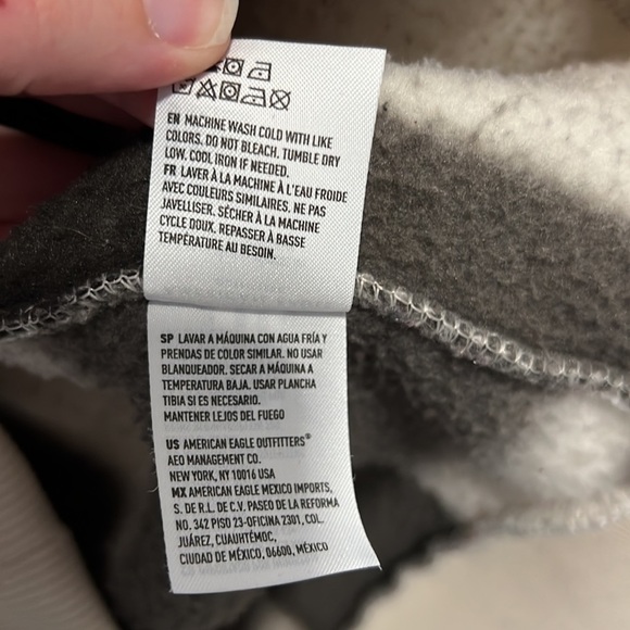 AMERICAN Eagle Hoodie Size Small Black and White Buffalo Check - Picture 5 of 8